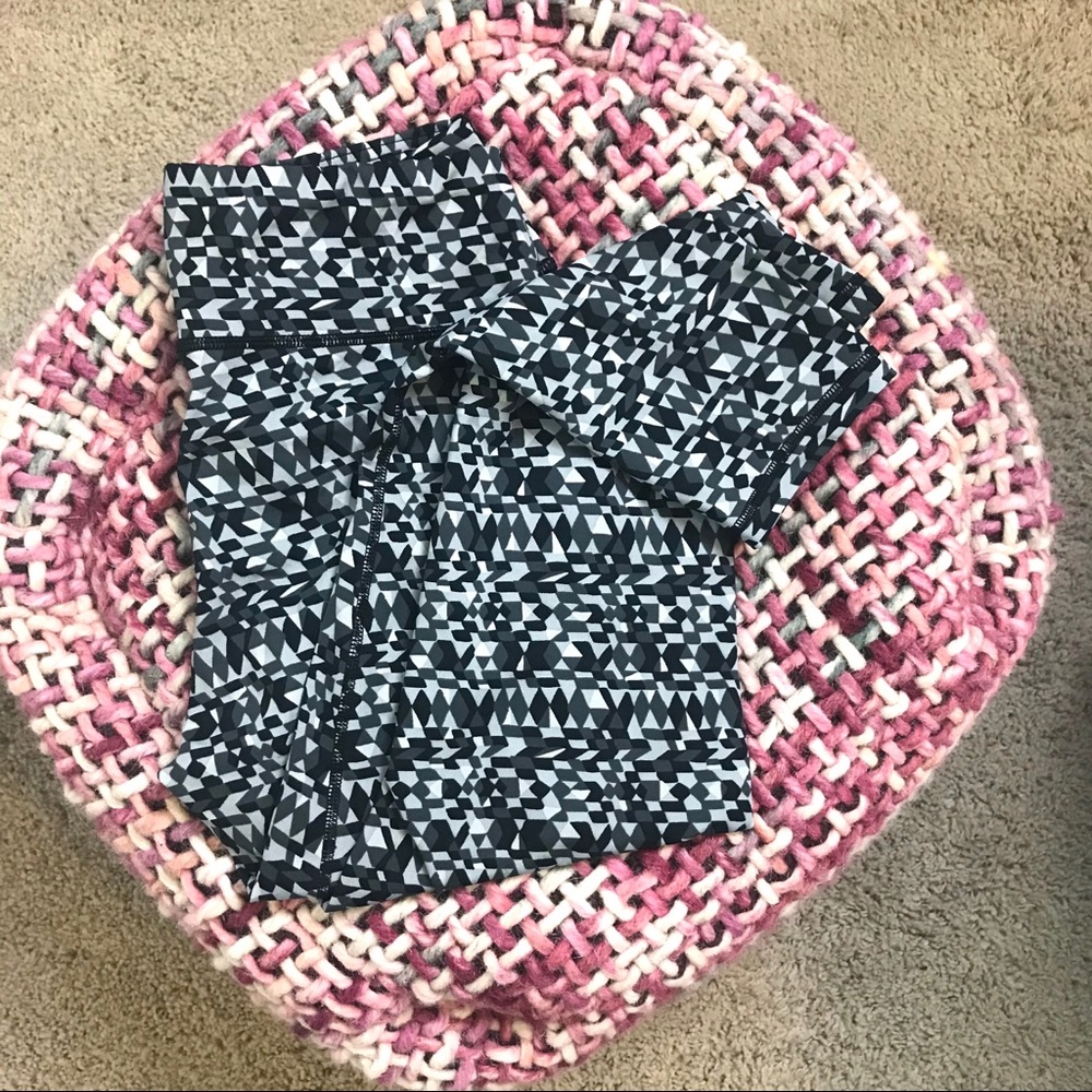 Aerie Cropped Printed Athletic Leggings